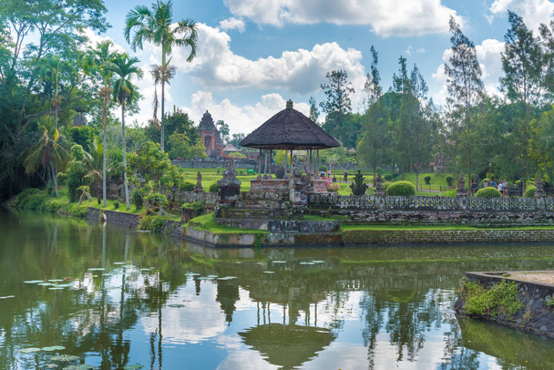 Complexe de temple Pura Taman Ayun Balinais à Mengwi, Bali, Indonésie
 - Photo, image
