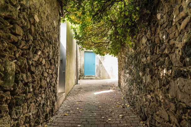 Villebrequin street in la Chaume (Les Sables d'Olonne, France) - Zdjęcie, obraz