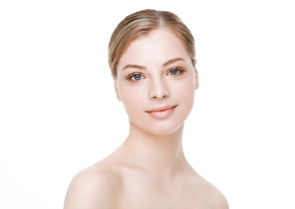 Beauty fashion model with natural makeup skin care - Photo, image