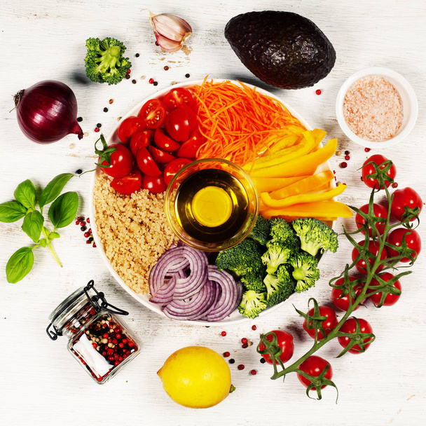 Składniki sałatki quinoa - Zdjęcie, obraz