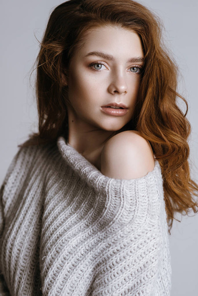 woman in white sweater - Photo, Image