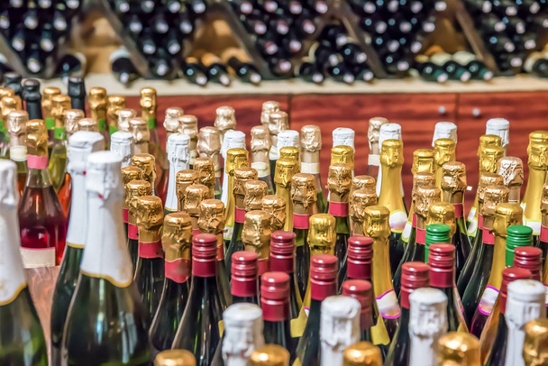 Botella de champán vino abstracción telón de fondo
 - Foto, imagen