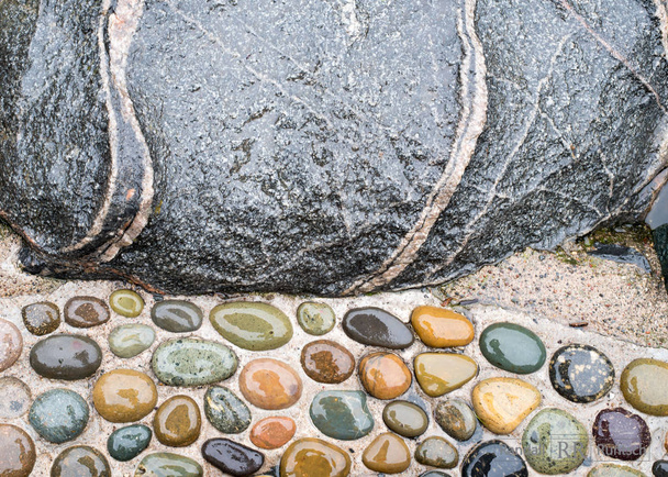 Piedras en un jardín japonés
 - Foto, imagen