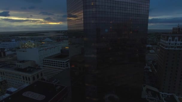 May 6, 2017 - Atlantic City, NJ, USA. Aerial. Amazing sunset at Atlantic City. Hotels and Casinos. 4K - Filmati, video