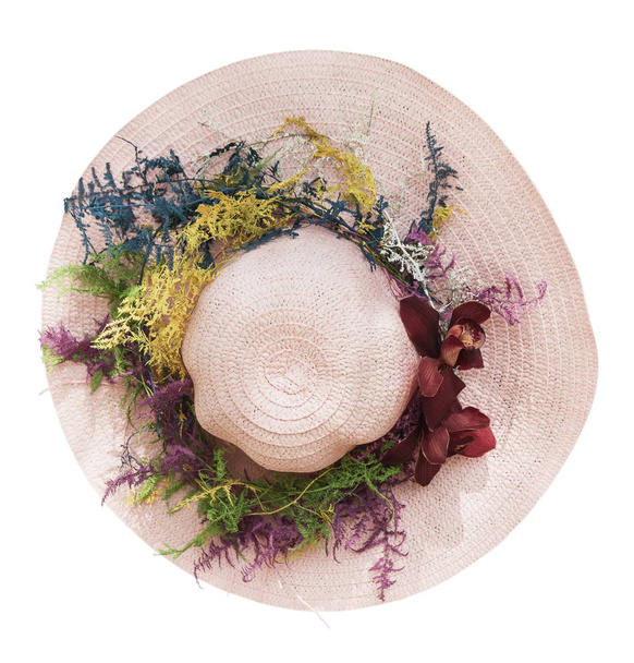 sombrero rosa con orquídea borgoña
 - Foto, imagen