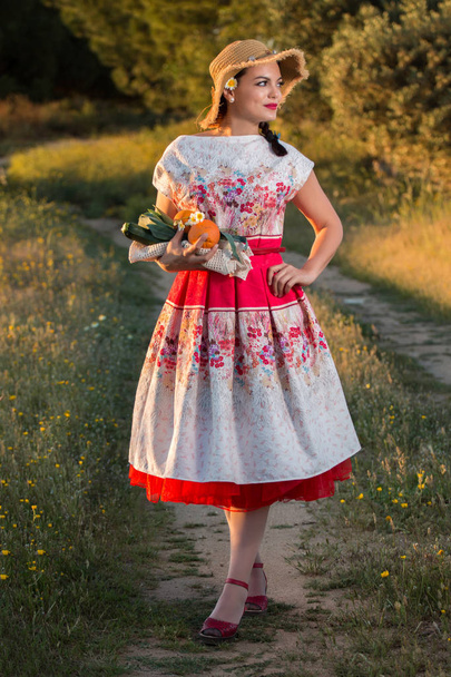 Vintage girl on the countryside - Fotó, kép