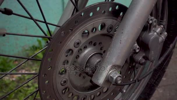 Zmenšení Motocykl kola - Záběry, video