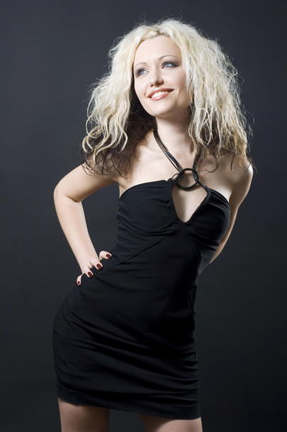 Portrait of young woman posing - Fotografie, Obrázek