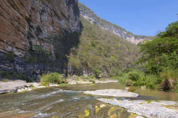 Rio la Venta Canyon, Chiapas, Mexico - Zdjęcie, obraz