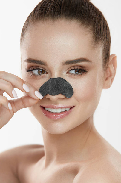 Beauty Skin Care. Closeup Of Beautiful Girl With Nose Patch  - Fotó, kép