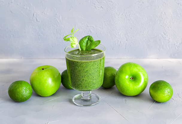 Green Smoothie Ingredients Healthy Drink Detox Diet Summer - Фото, зображення