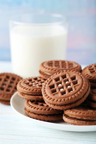 Chocolate cookies with milk  - Фото, зображення
