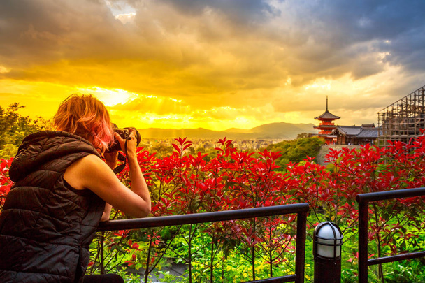 Kiyomizudera seyahat fotoğrafçı - Fotoğraf, Görsel