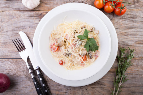 Italian pasta with mushrooms - Valokuva, kuva