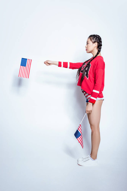 asiatique fille avec américain drapeaux
 - Photo, image