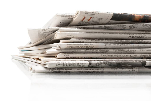 pile of printed newspapers - Foto, imagen
