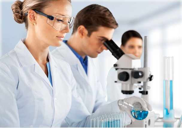  scientists working at the laboratory - Foto, Bild