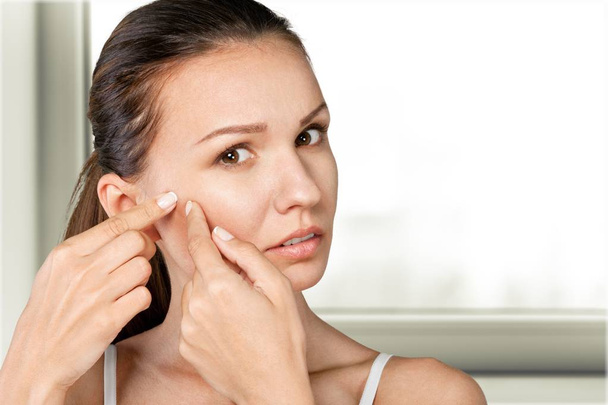 woman have skin problem on face - Zdjęcie, obraz