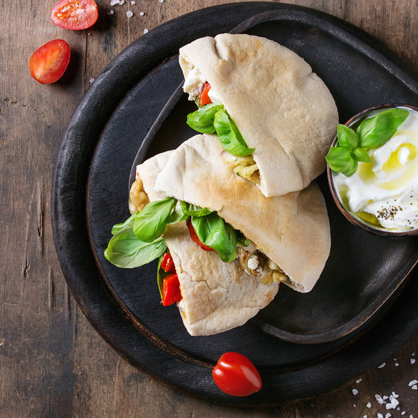 Pita bread sandwiches with vegetables - Photo, image