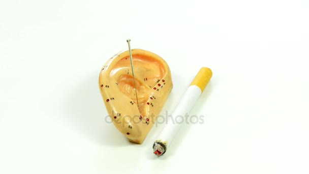 lopeta tupakointi akupunktiolla ja kasviperäisillä pillereillä
 - Materiaali, video