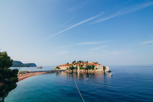 Île de Sveti Stefan. Plan panoramique
 - Photo, image