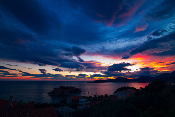 Île de Sveti Stefan. Plan panoramique
 - Photo, image