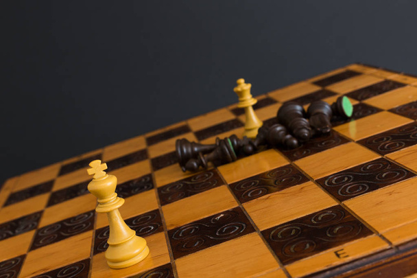 Szachy, sfotografowany na szachownicy - Zdjęcie, obraz