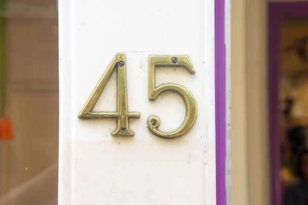 Ev numarası 45 - Fotoğraf, Görsel