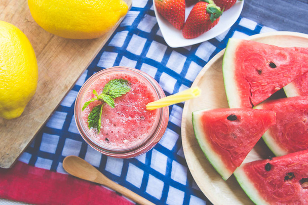  watermelon juice , watermelon smoothie  ,Refreshing juice on summrt - Zdjęcie, obraz