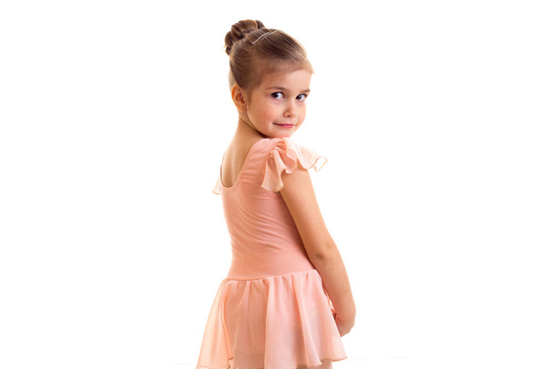 маленька дівчинка, танці
 - Фото, зображення