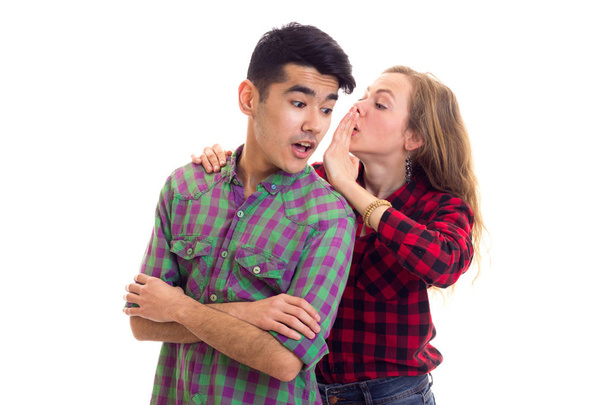 Молода пара в плетених сорочках
 - Фото, зображення