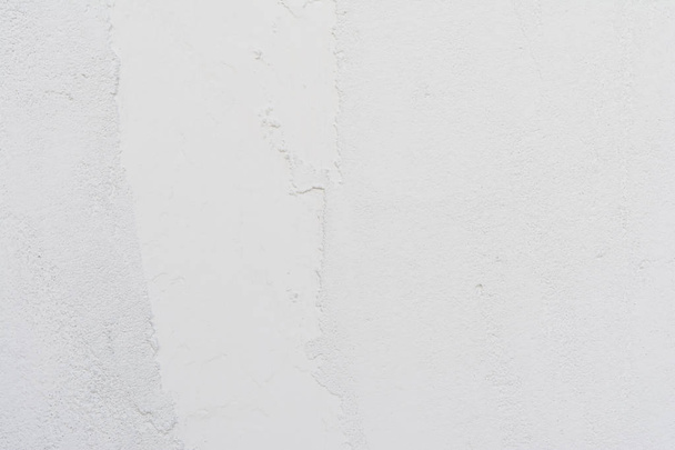 White texture of old painted relief wall - Foto, afbeelding