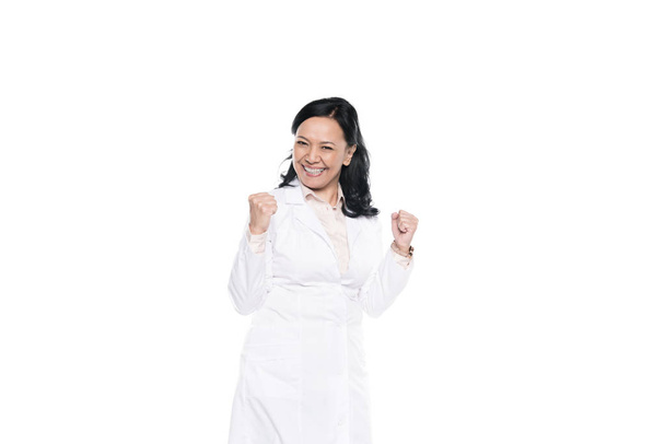 Mujer alegre en abrigo blanco
   - Foto, Imagen