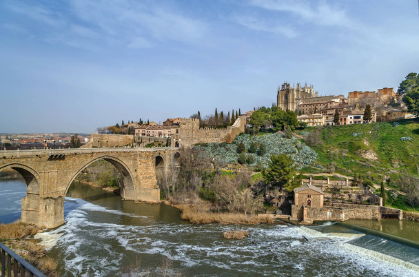 Klasztor Świętego Jana, Toledo, Hiszpania - Zdjęcie, obraz