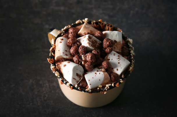 Cup of cocoa with marshmallows  - Valokuva, kuva