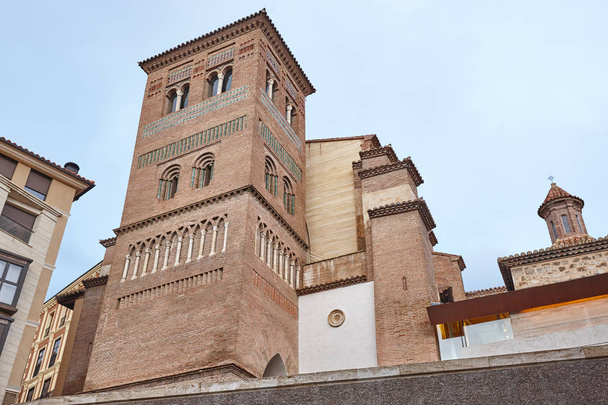 Sztuka mudejar. Wieża San Pedro. Teruel. Dziedzictwo Hiszpanii. Dzielnic - Zdjęcie, obraz