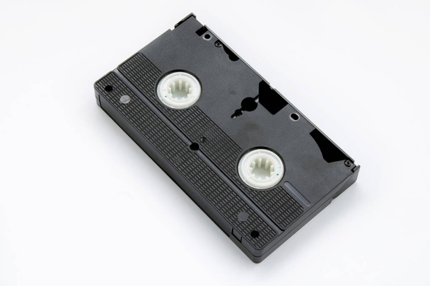 Cinta VHS sobre fondo blanco
 - Foto, imagen