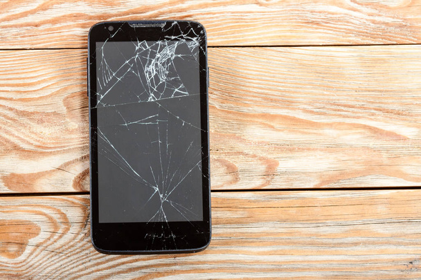 Mobile smartphone with broken screen - Foto, Imagem