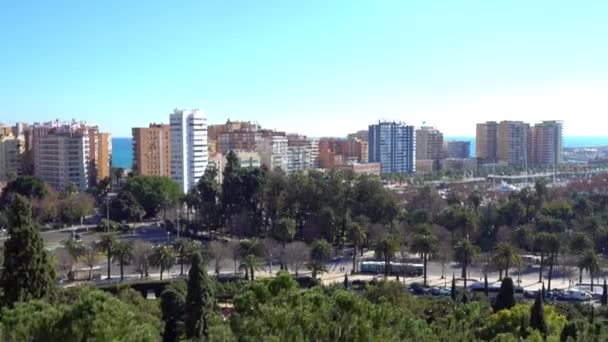 Panoráma kikötő és a központi része a Malaga. Malaga község Andalúzia autonóm közösség, Spanyolország. Európa legdélibb nagy város, fekszik a Costa del Sol mediterrán. - Felvétel, videó