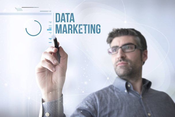 businessman writing  data marketing  - Φωτογραφία, εικόνα