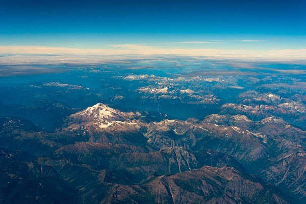 Buzul Peak uzak manzara - Fotoğraf, Görsel
