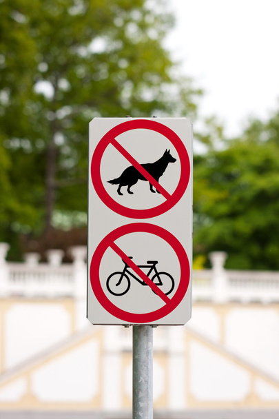 Köpekler ve bisikletçileri için trafik işaretleri - Fotoğraf, Görsel
