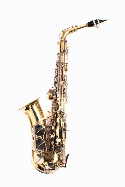 Очень старый саксофон
 - Фото, изображение