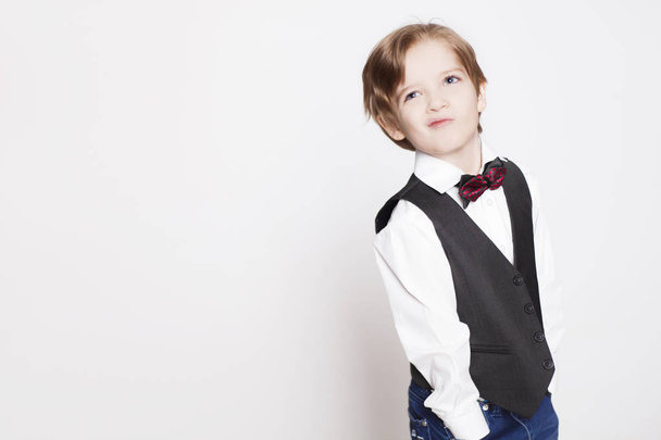 stylish little boy - Foto, afbeelding