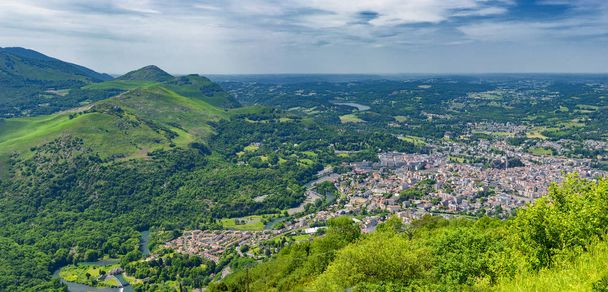 Panorama miasta Lourdes - Zdjęcie, obraz