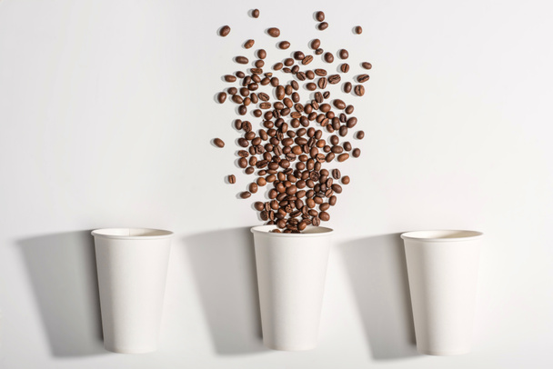 disposable paper cups - Foto, imagen