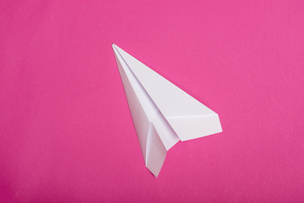 avion en papier blanc  - Photo, image