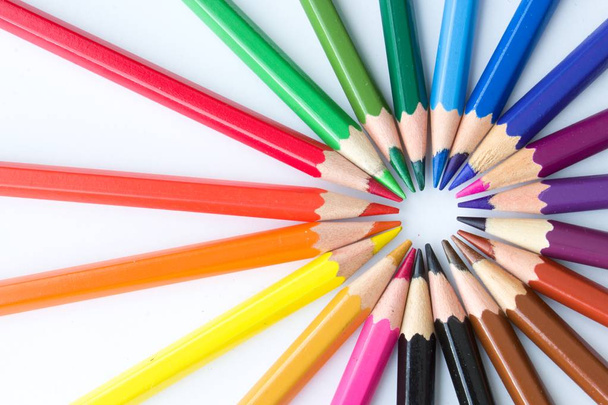 Acrylic colored pencils in the shape of a circle - Fotoğraf, Görsel