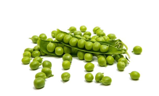 Green young peas isolated  - Photo, Image