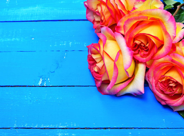 Kytice žlutých růží - Fotografie, Obrázek